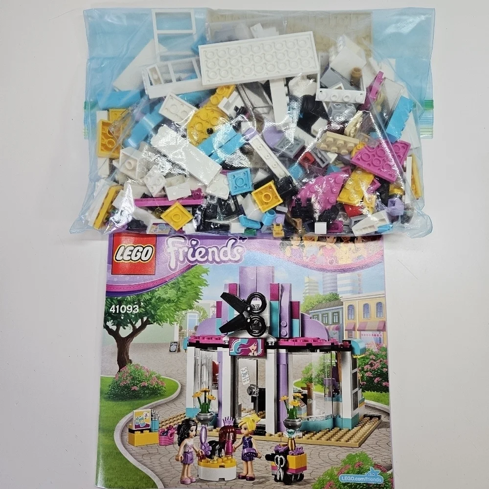 Lego Friends Heartlake Hair Salon 41093 Complete with Manual Retired